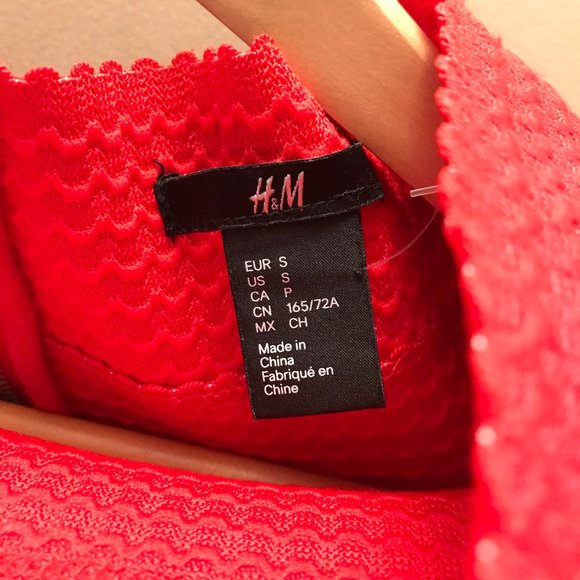 Red puffy skirt - Picture 5 of 5